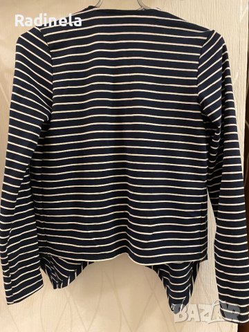 Дамски сака, снимка 3 - Сака - 44307442