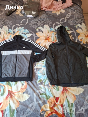 Детско горнище Адидас и шушляк с подплата Кипста!И двете за 8 евро!