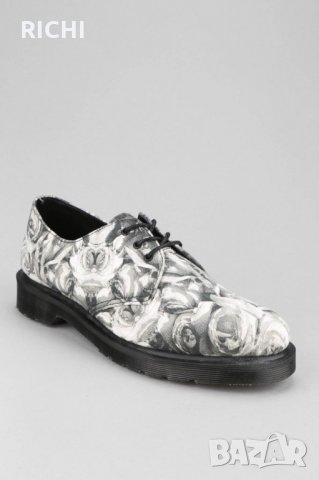 Dr.Martens Lester Skull & Roses-флорални обувки, снимка 1 - Дамски ежедневни обувки - 30235740