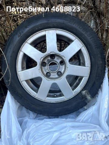 Алуминиеви лети джанти vw/фолксваген със зимни гуми Bridgestone 195/65 R15, снимка 3 - Гуми и джанти - 52863120