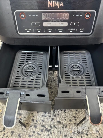ДВУЗОНОВ Фритюрник с Горещ Въздух/Уред за Здравословно Хранене Ninja AF300EU 2470W, 7.6л, 6 Програми, снимка 5 - Фритюрници - 50463421