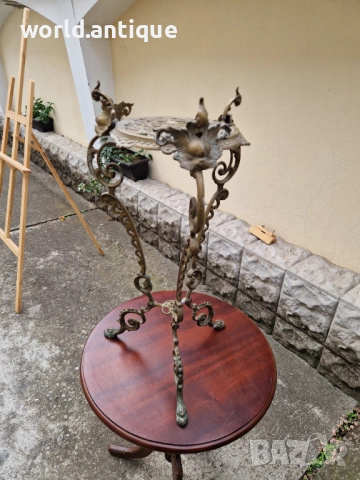 Страхотна антикварна френска бронзова масичка , снимка 6 - Антикварни и старинни предмети - 52138923