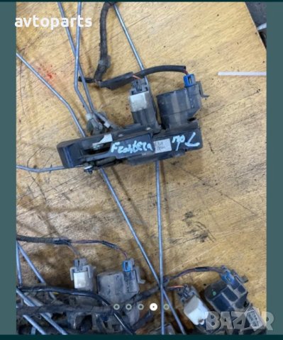 Opel frontera b 4/5врати брави десен волан, снимка 4 - Части - 40451078