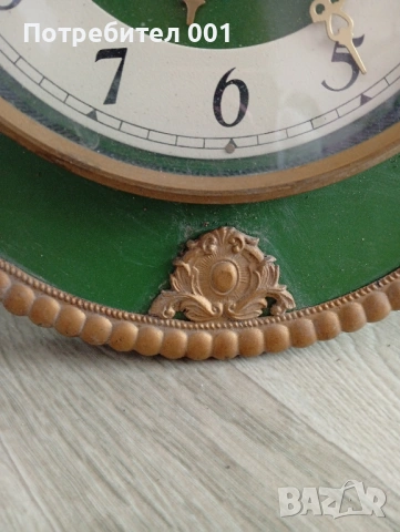 Янтар стар съветски стенен часовник, снимка 2 - Антикварни и старинни предмети - 53935348