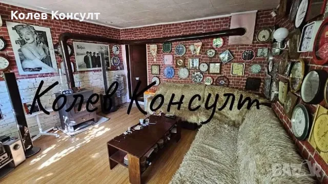 Продавам самостоятелна едноетажна къща в село Тракия,община Стара Загора , снимка 3 - Къщи - 49739637