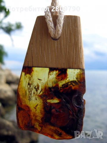 Кехлибарен медальон за вашата индивидуалност / Amber pendant emphasizing your individuality, снимка 6 - Колиета, медальони, синджири - 35255691