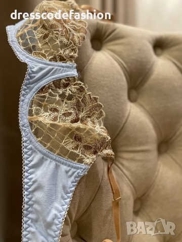 Луксозен дамски комплект бельо в небесно синьо и златиста бродерия, снимка 1 - Бельо - 42417988