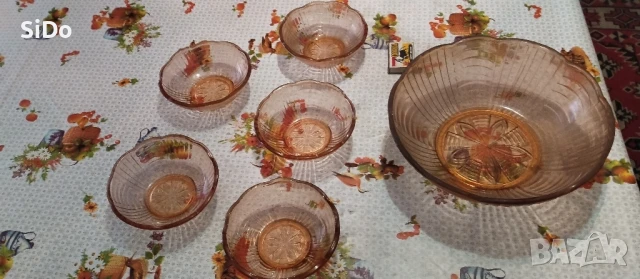 2 различни комплекта "Купа с 5-6 малки купички от кафяво стъкло, снимка 16 - Сервизи - 50872020