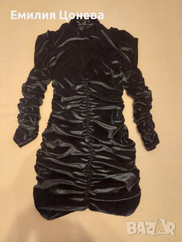 Черна рокля 