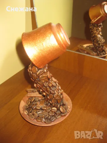 Красива декорация от чашка с кафе