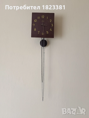 Старинен часовник Маяк