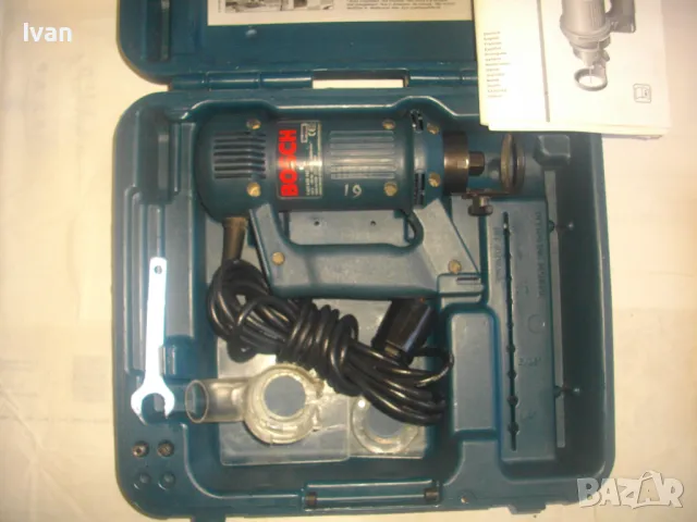 САЩ Оригинална ЕЛЕКТРИЧЕСКА ФРЕЗА ЗА КАНТОВЕ ПРАВ ШЛАЙФ BOSCH ROBOCUT Профи Синя серия НОВА Комплект, снимка 3 - Други инструменти - 47662101