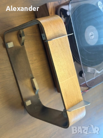 Грамофон Thorens TD 135 MKII, снимка 10 - Грамофони - 52080118