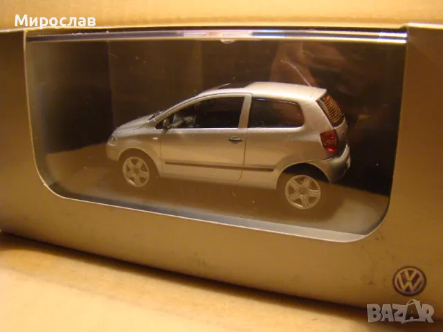 1:43 SCHUCO VW FOX ИГРАЧКА КОЛИЧКА МОДЕЛ, снимка 4 - Колекции - 48483526