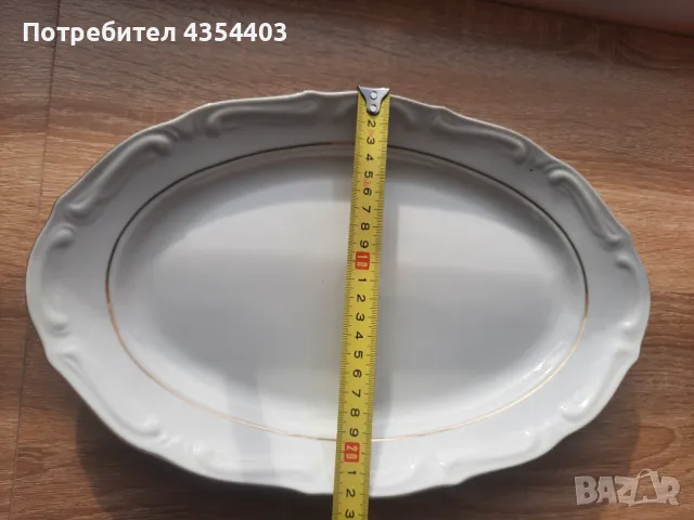 Старо българско порцеланово плато с бароков релеф и златен кант, снимка 3 - Антикварни и старинни предмети - 48886145