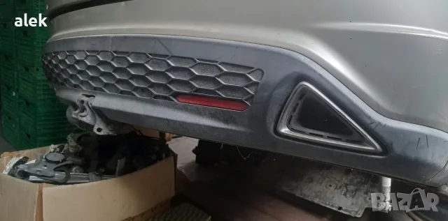 Honda Civic 8 генерация предна и задна броня , снимка 3 - Части - 56316919