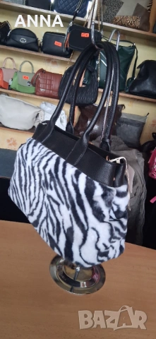 Луксозна дамска чанта , снимка 6 - Чанти - 52451587