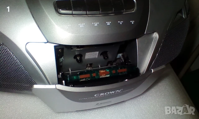 CD-радиокасетофон Cro, снимка 7 - Радиокасетофони, транзистори - 51186671