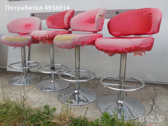Продавам тези въртящи столове на колелца и за бар, снимка 4 - Столове - 56184410