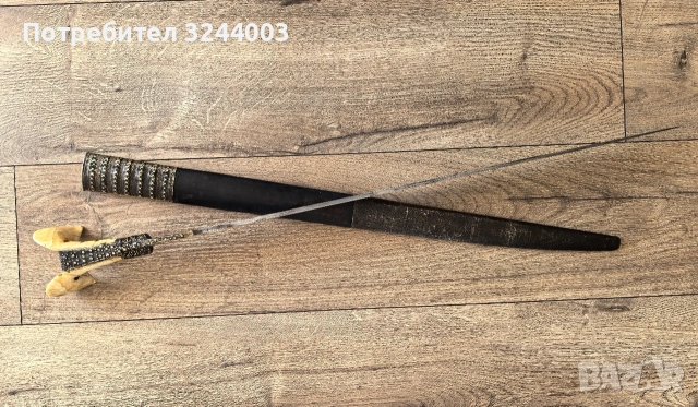 Ятаган със бели чирени и сребро, снимка 2 - Антикварни и старинни предмети - 54331437