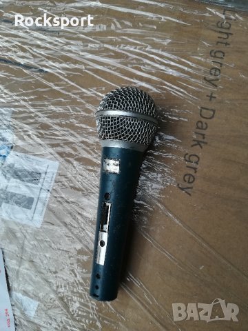 Shure Beta 58. 