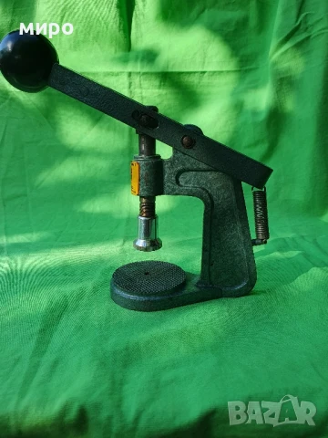  Машинка за поставяне на копчета, снимка 4 - Други инструменти - 51019130