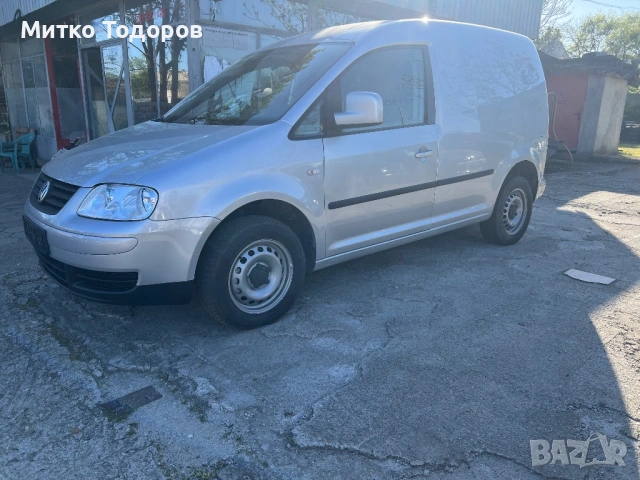 Vw Caddy 1.9TDI 105kc.Клима, снимка 4 - Автомобили и джипове - 54332858