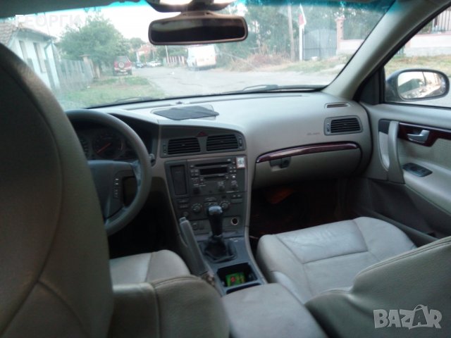 Volvo v70, снимка 2 - Автомобили и джипове - 29530453