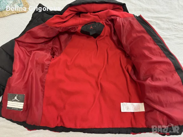 Зимно яке за момче Nike Jordan размер L  147-163 см, снимка 4 - Детски якета и елеци - 55987775