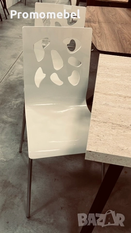 Бели трапезни столчета на цена от 20 лв до 30 лв