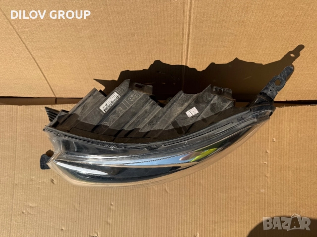 Фар за Opel Zafira D -Xenon-2019, снимка 2 - Части - 35589193