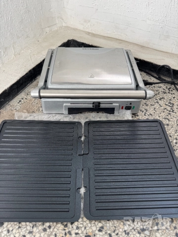 Грил Скара Severin KG 2392 1800W Сандвич, Тостер, 2 Вида Плочи, Незалепващо Покритие!, снимка 2 - Скари - 52404972