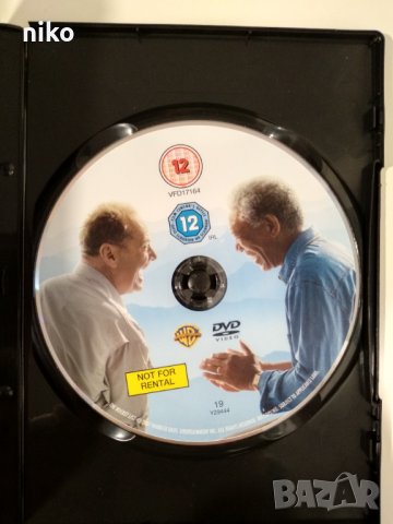 DVD-та - 'Банковият обир' и 'Ритни камбаната с финес', снимка 6 - DVD филми - 30376293