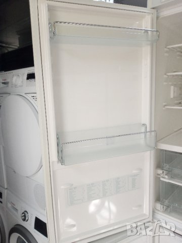 Голям два метра комбиниран хладилник с фризер Миеле Miele 2 години гаранция!, снимка 3 - Хладилници - 44252119