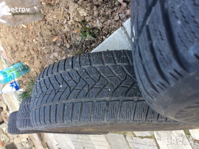 Зимни гуми Dunlop 205/60/16, снимка 6 - Гуми и джанти - 39234834