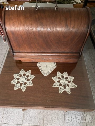 Антична шевна машина SINGER патенд 1886г., снимка 2 - Шевни машини - 51461645