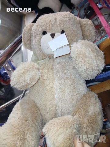 Голямо плюшено мече височината 64см  45 см широко, снимка 3 - Плюшени играчки - 53010171