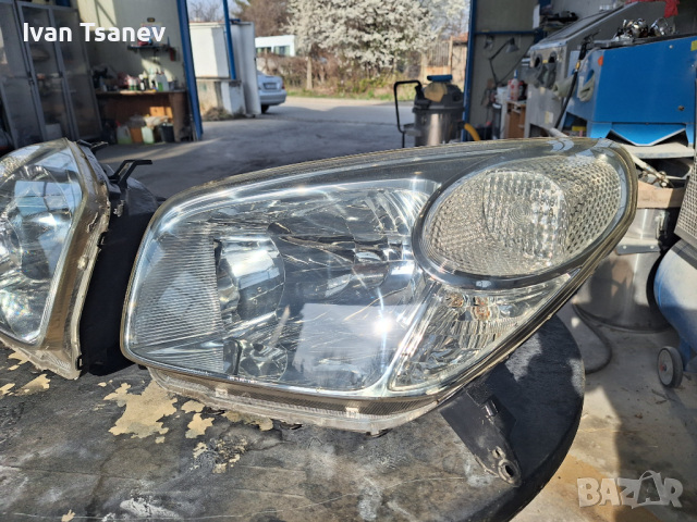 Фарове тойота рав 4, снимка 2 - Части - 44621790