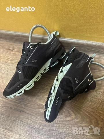 Дамски Маратонки On Running Cloudflyer , размер 37.5, снимка 5 - Маратонки - 51800703