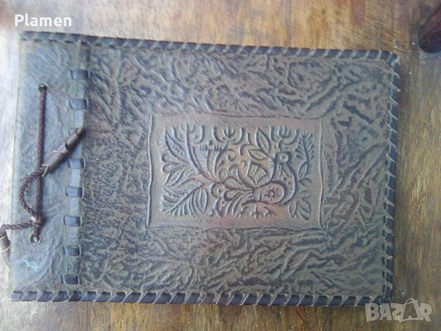 Стар български албум от естественна кожа за снимки, снимка 1 - Други ценни предмети - 39055473