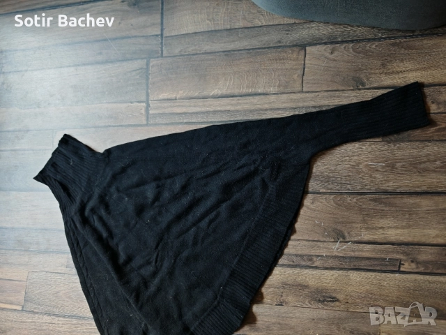 продавам дамска блуза , снимка 2 - Блузи с дълъг ръкав и пуловери - 51909226