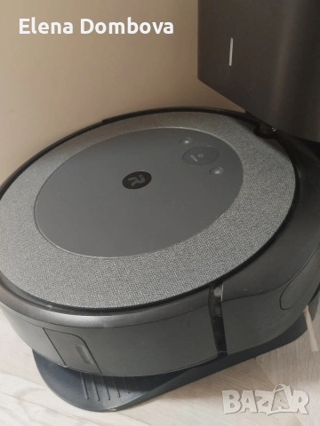 Робот прахосмукачка iRobot Roomba i3, Време за работа 75 минути, Автомат. изпразване, Черен/Сив