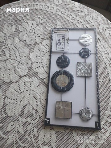 Декорация с малки огледала