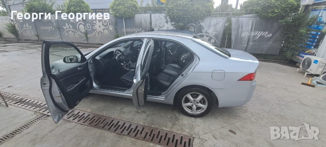 Honda Accord 2.2 I-CTDi 2004, снимка 6 - Автомобили и джипове - 50502891