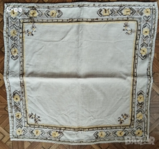 Каре, ръчно шито , снимка 3 - Декорация за дома - 53009536