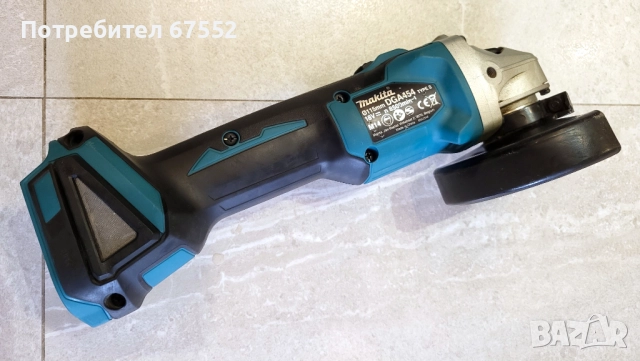 Оригинален безчетков шлайф makita DGA454 с куфар и аксесоари. 190лв. (крайна цена), снимка 3 - Други инструменти - 52606552