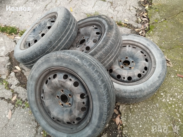 Продавам джанти с летни гуми за Шкода, Фолксваген, Сеат