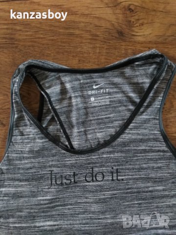 Nike W NK DRY TANK STUDIO JDI - страхотен дамски потник КАТО НОВ, снимка 10 - Потници - 36635177
