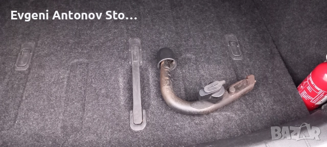 Продавам Volvo-V40 1.6D, снимка 5 - Автомобили и джипове - 52997299