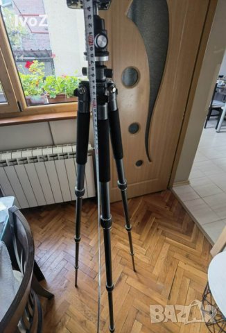 Продавам трипозиционен карбонов статив, снимка 7 - Чанти, стативи, аксесоари - 38515347